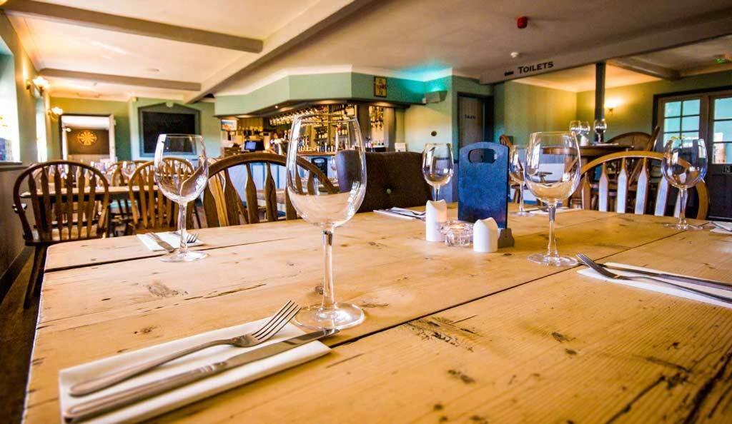 The Chequers Inn Rookley Dış mekan fotoğraf