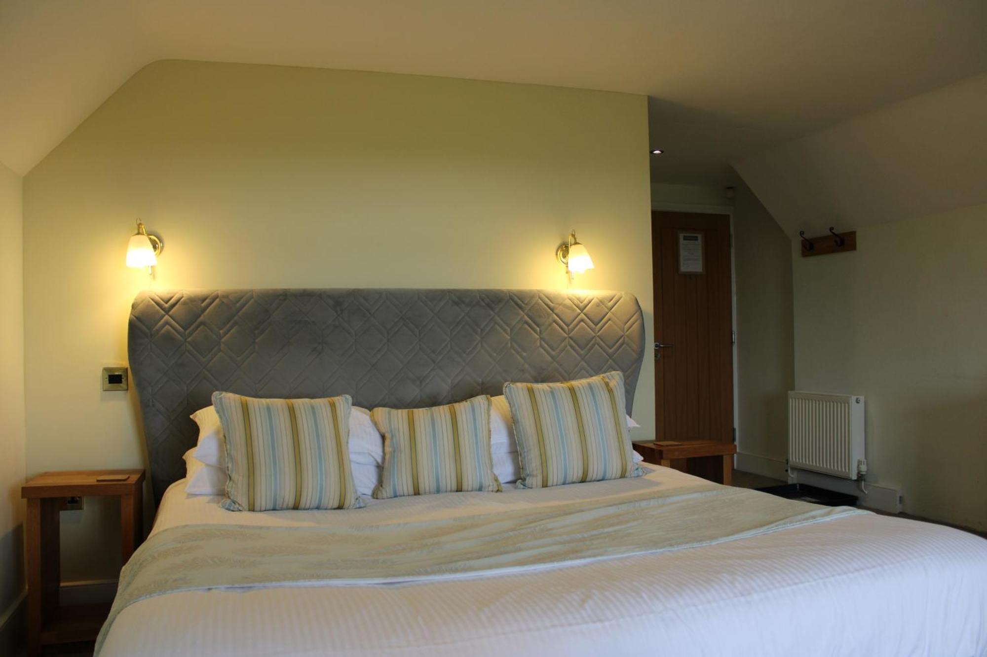 The Chequers Inn Rookley Dış mekan fotoğraf